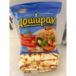 Мягкая подушка Доширак (33 X 40 см) с пледом лапша (110 X 180 см)